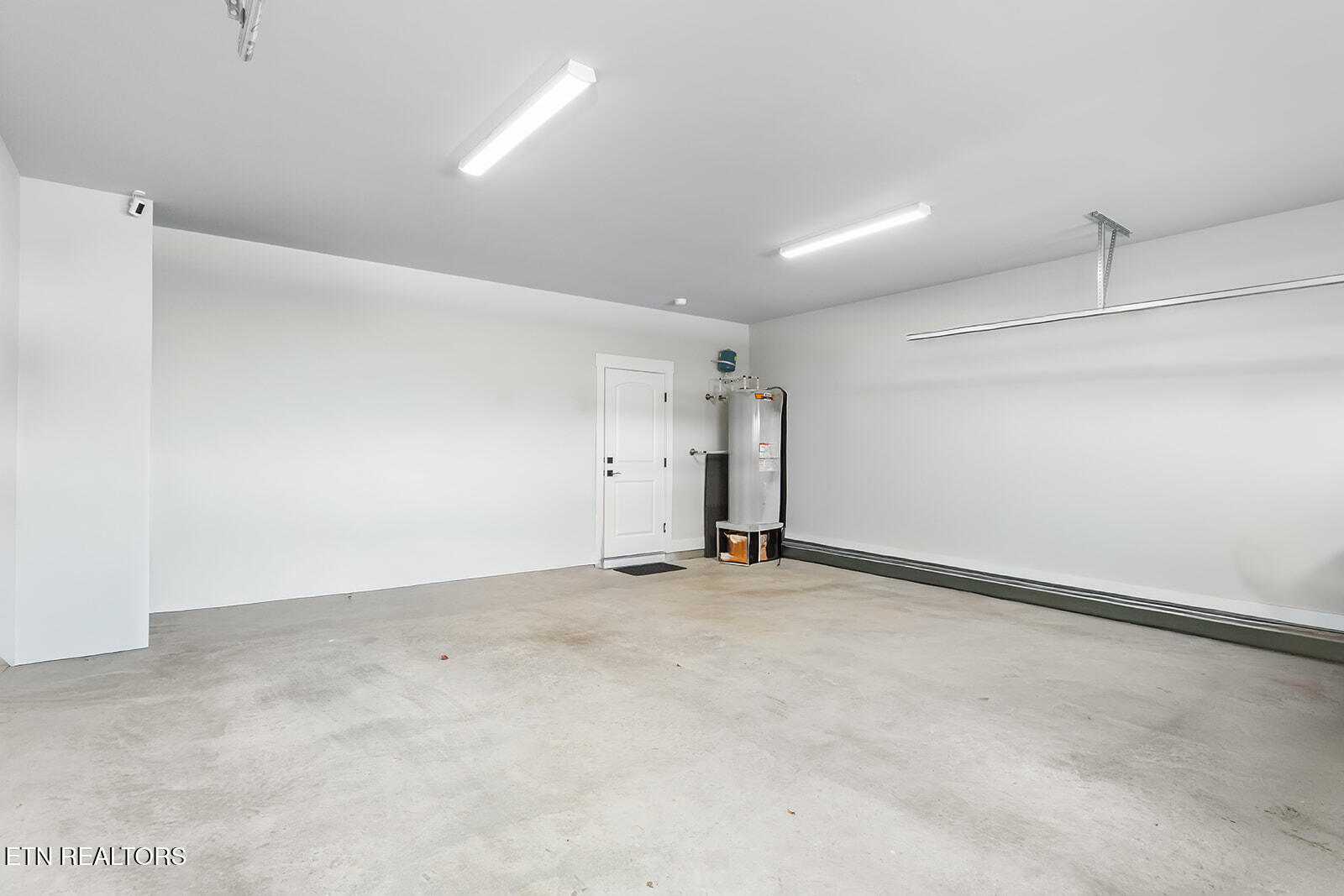 179 Island Circle Loudon, TN 37774 - Photo 12 of 48 DSC02134-cleanup