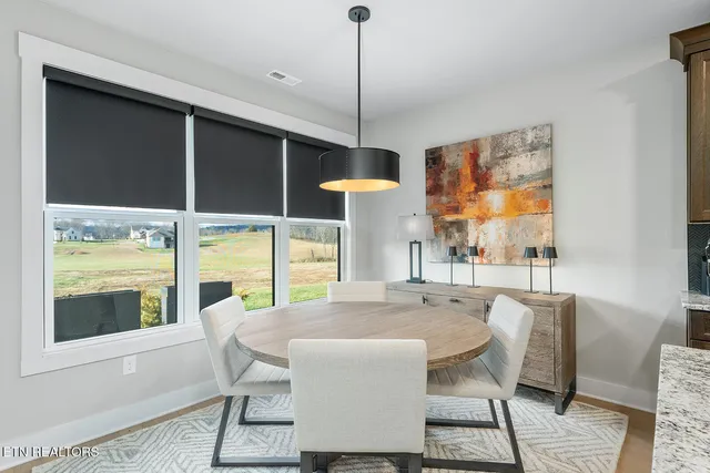 $925,000 | 179 Island Circle, Loudon, TN 37774