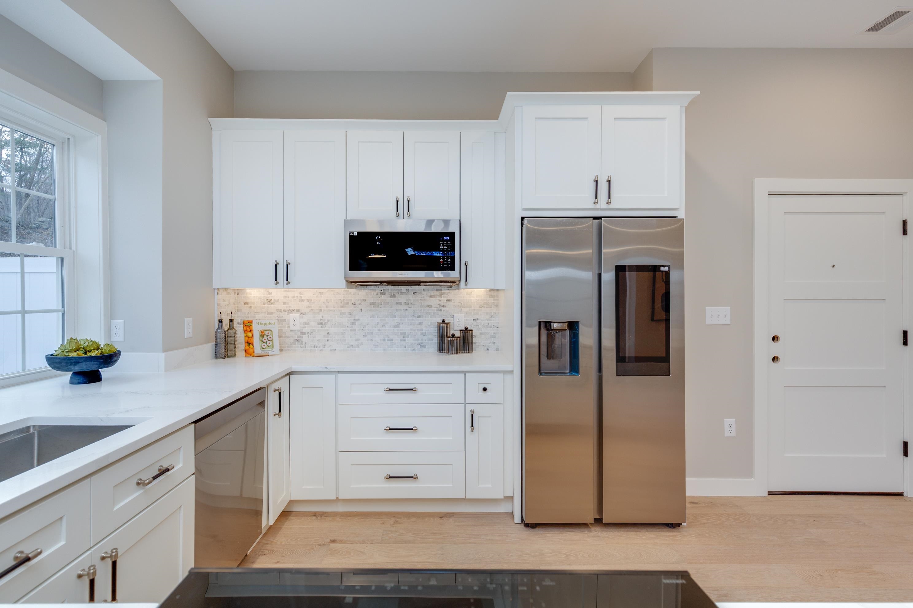 384 Main Street, Unit 203 Salem, NH 03079 - Photo 7 of 35