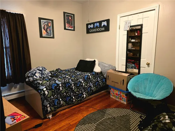 $2,400 | 3103 Pawtucket Avenue, East Providence, RI 02915