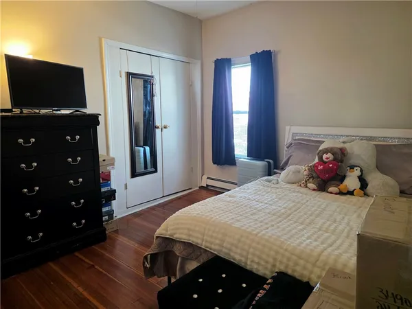 $2,400 | 3103 Pawtucket Avenue, East Providence, RI 02915