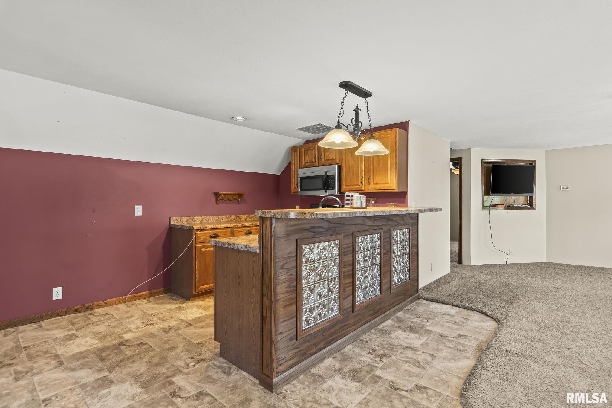205 South 7th Street Girard, IL 62640 - Photo 41 of 63