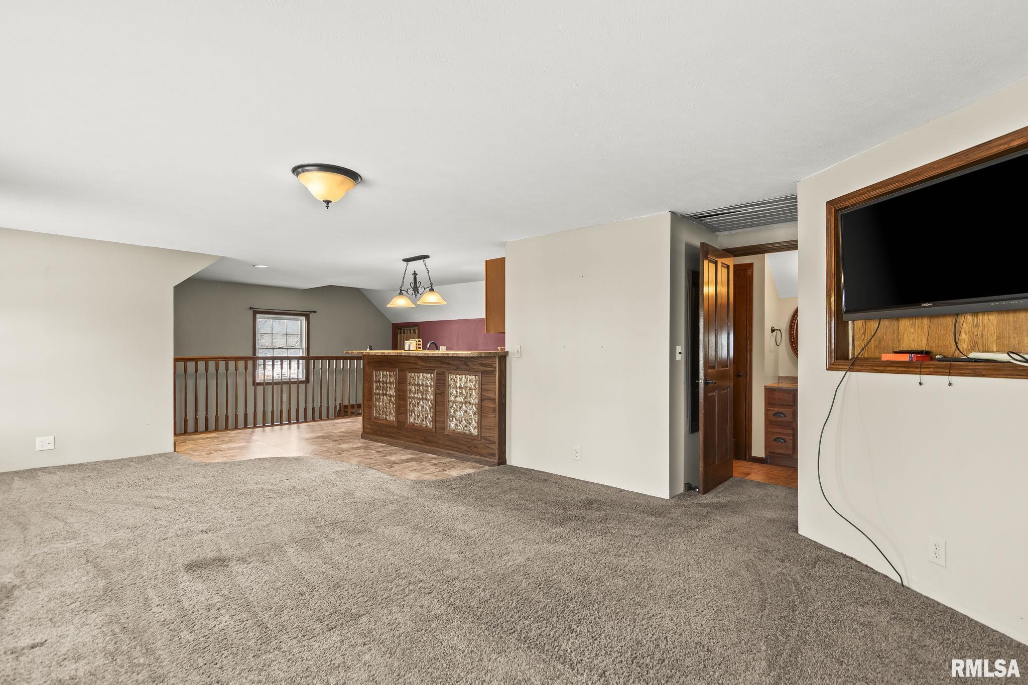 205 South 7th Street Girard, IL 62640 - Photo 43 of 63