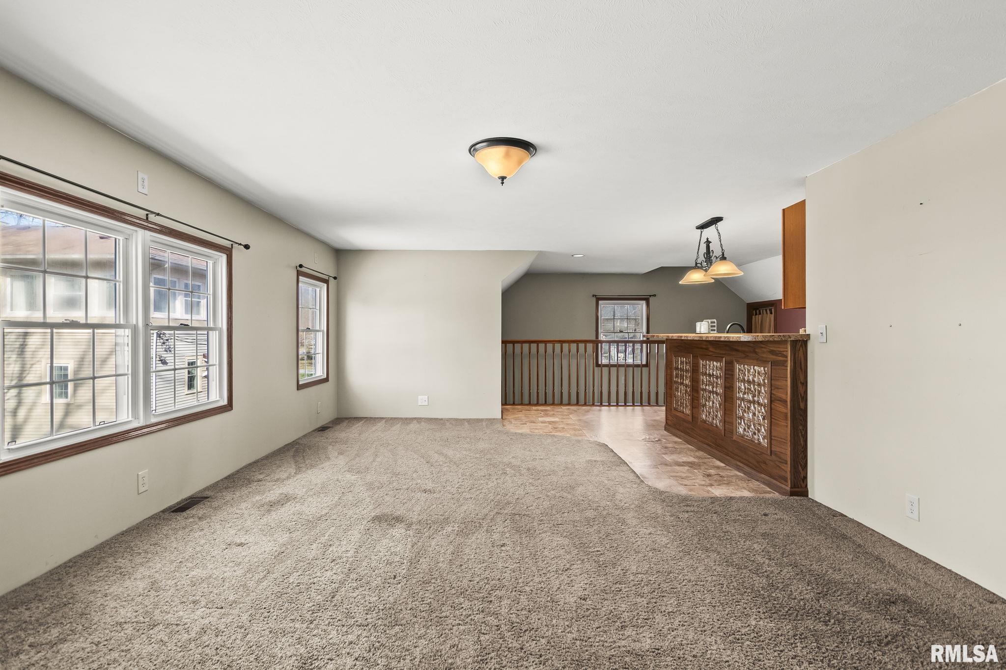 205 South 7th Street Girard, IL 62640 - Photo 44 of 63