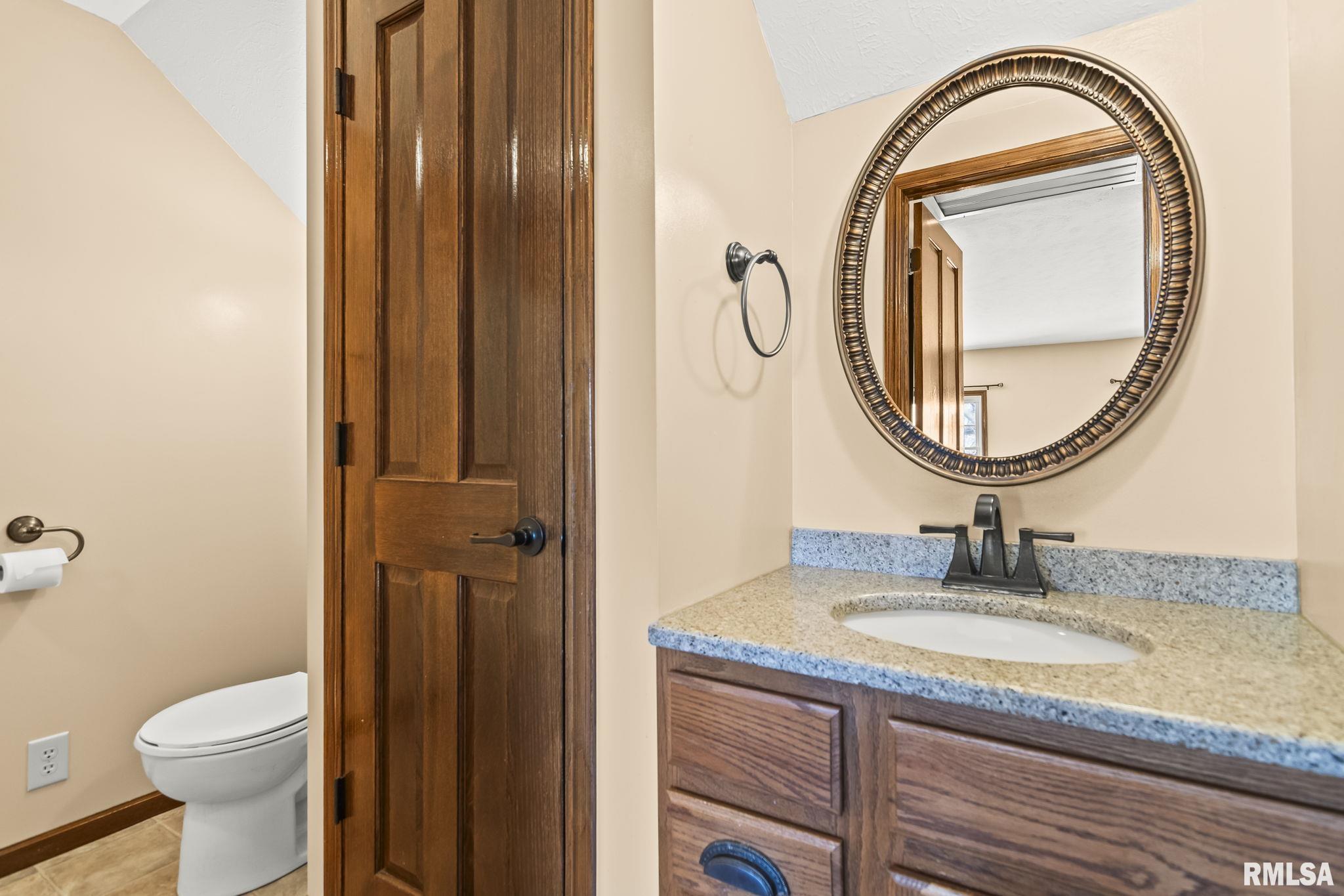 205 South 7th Street Girard, IL 62640 - Photo 46 of 63