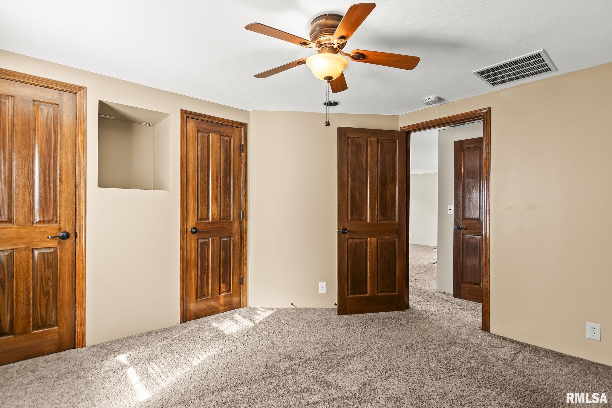 205 South 7th Street Girard, IL 62640 - Photo 48 of 63