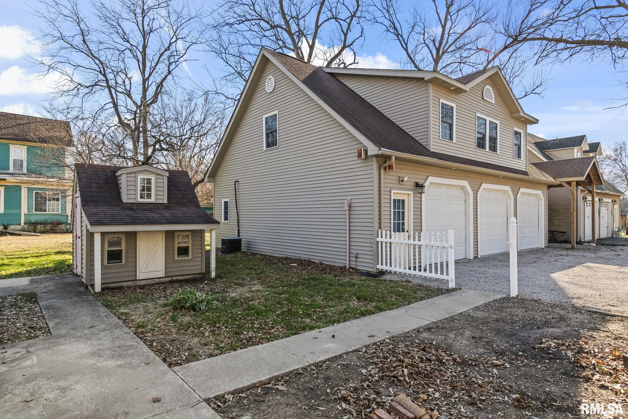 205 South 7th Street Girard, IL 62640 - Photo 54 of 63