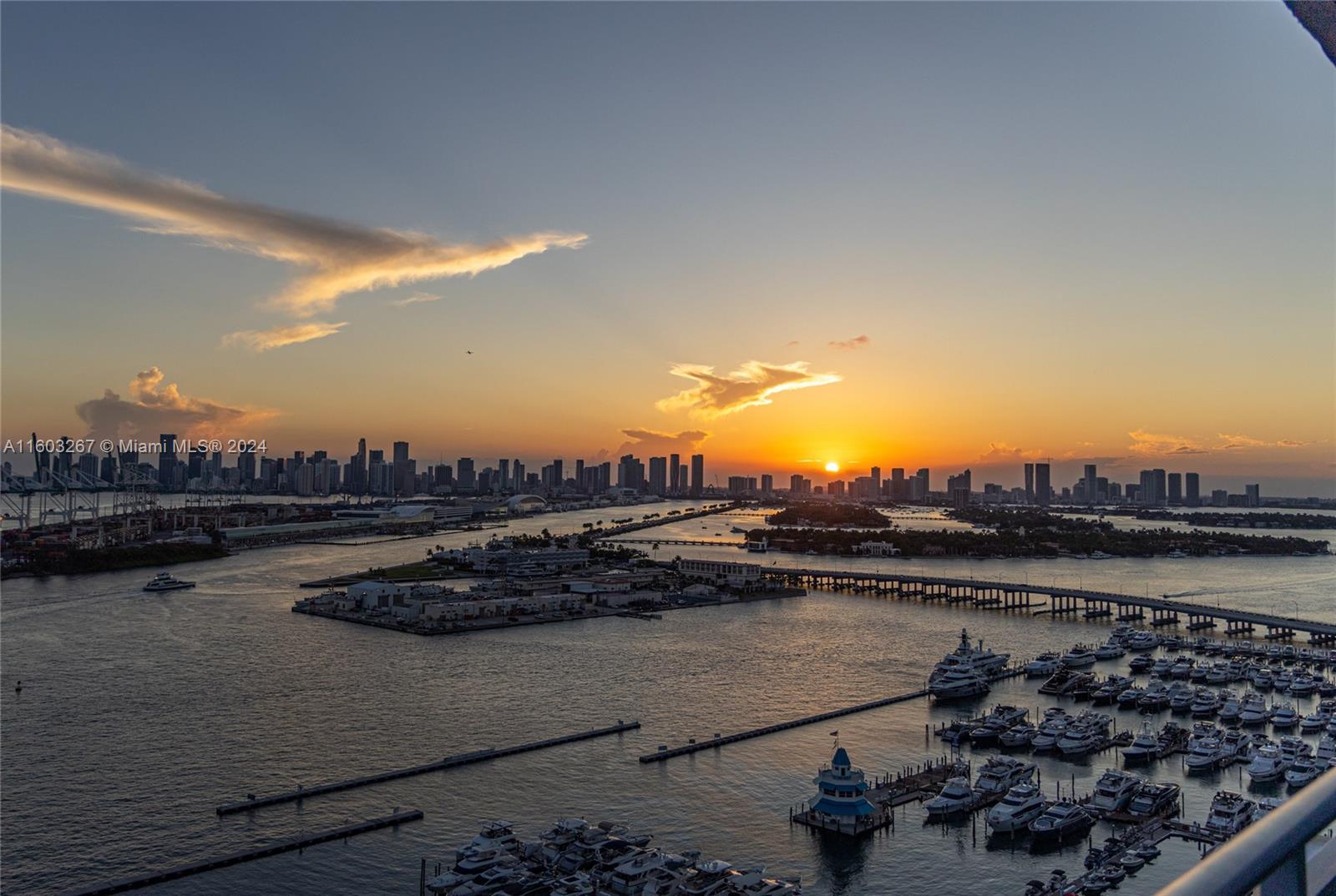 90 Alton Road, Unit 2806 Miami Beach, FL 33139 - Photo 9 of 36