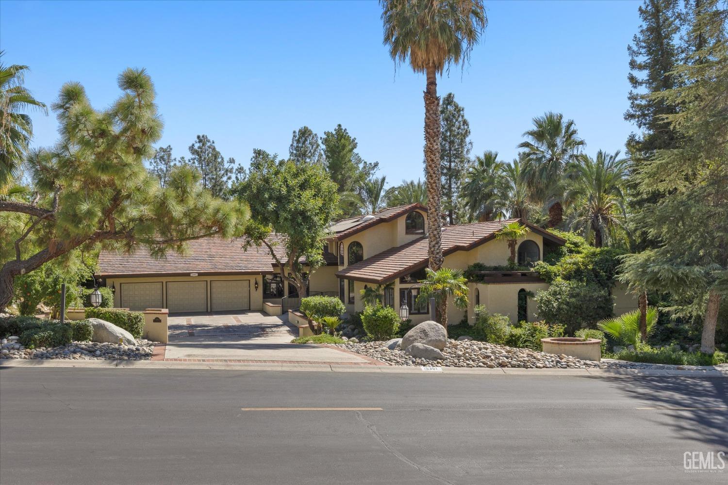 Undisclosed Address Bakersfield, CA 93306 - Photo 6 of 75