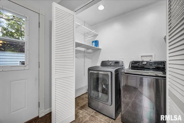 $209,900 | 214 North Kellogg Street, Yates City, IL 61572