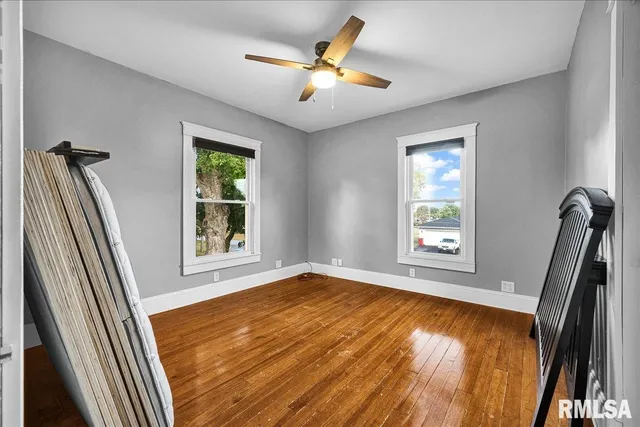 $209,900 | 214 North Kellogg Street, Yates City, IL 61572