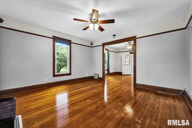 $209,900 | 214 North Kellogg Street, Yates City, IL 61572