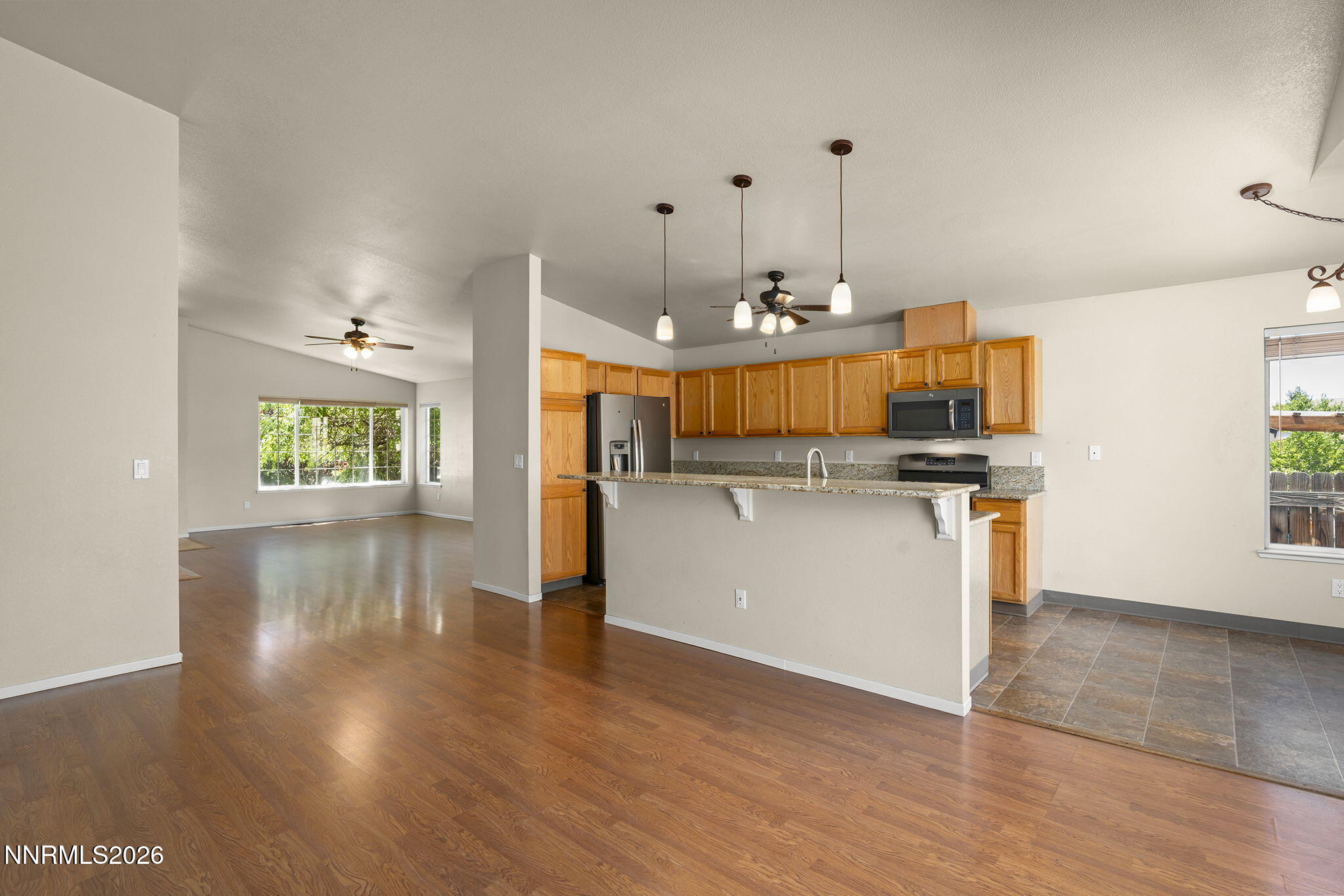 889 South University Park Loop Reno, NV 89512 - Photo 12 of 37 12-web-or-mls-_DSC6007