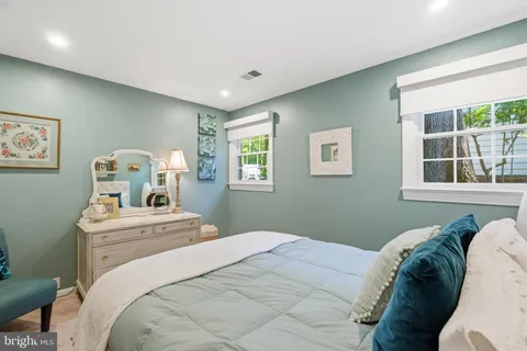 $1,050,000 | 2507 Toron Court, Alexandria, VA 22306