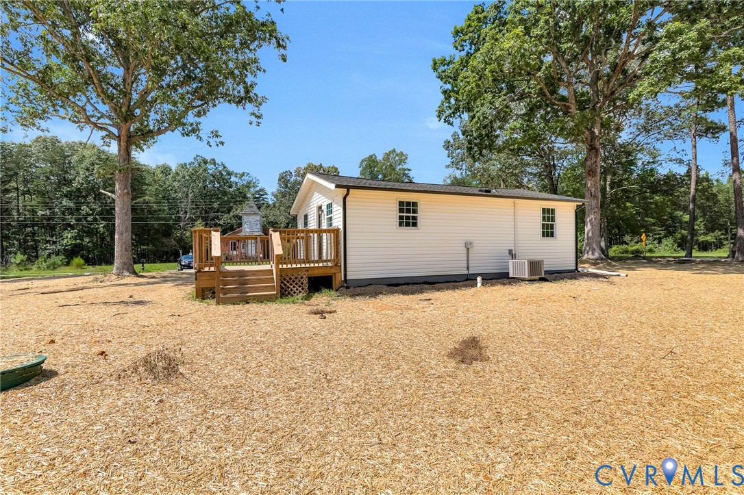21139 Pendleton Road Bowling Green, VA 22427 - Photo 10 of 41 Gallery Image 10