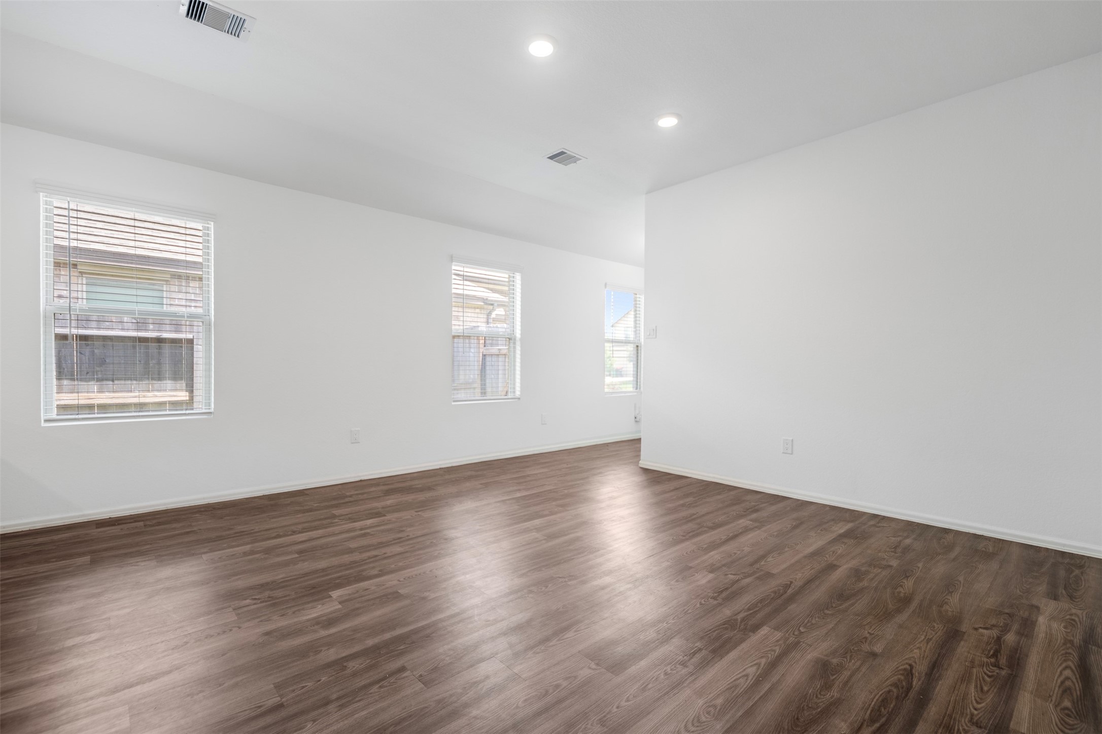 18415 Running Shadow Court Hockley, TX 77447 - Photo 5 of 22