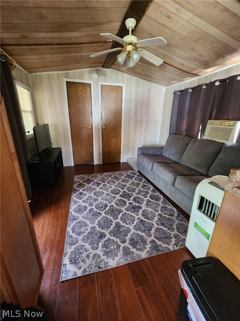 17875 Lashley Road, Unit 194 Senecaville, OH 43780 - Photo 13 of 39