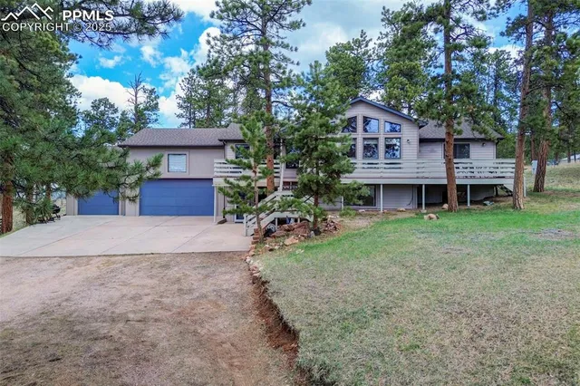$700,000 | 840 West Kelly Road, Woodland Park, CO 80863