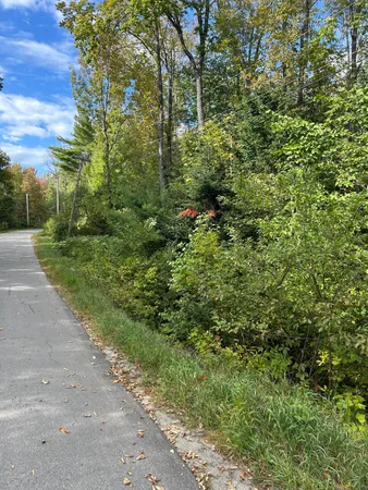 $28,500 | 14 Ridge Road, Corinth, ME 04427