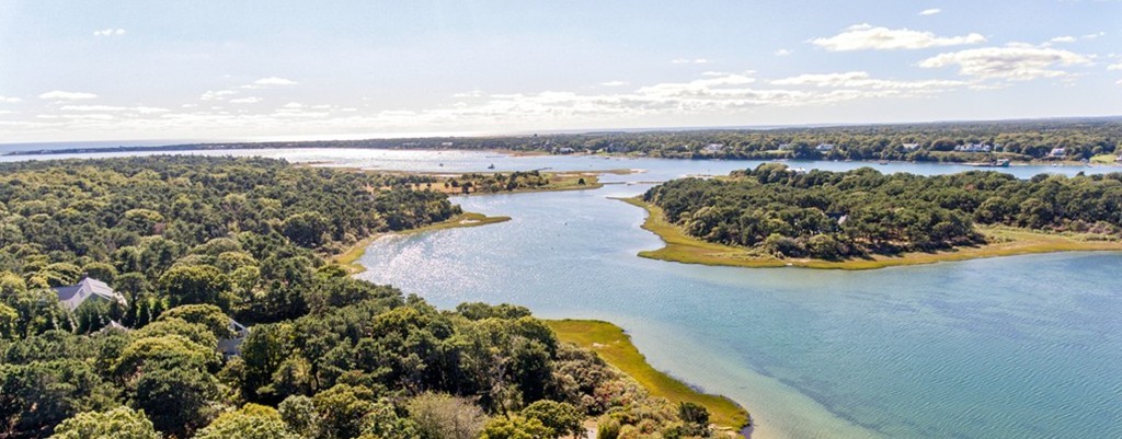 28 Litchfield Road Edgartown, MA 02539 - Photo 5 of 7