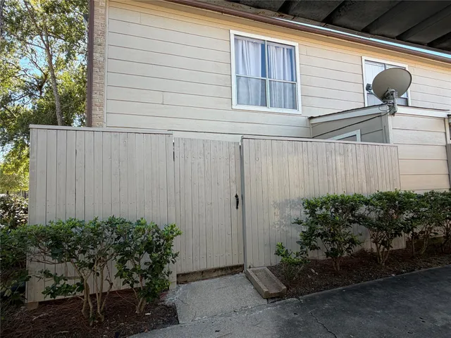 $119,999 | 2110 Wilcrest Drive, Unit 101, Houston, TX 77077