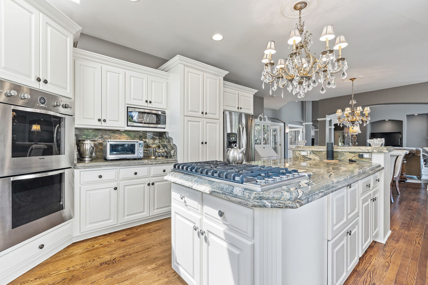 25565 South Tehle Road Elwood, IL 60421 - Photo 17 of 68 a kitchen with stainless steel appliances granite countertop a sink stove and refrigerator