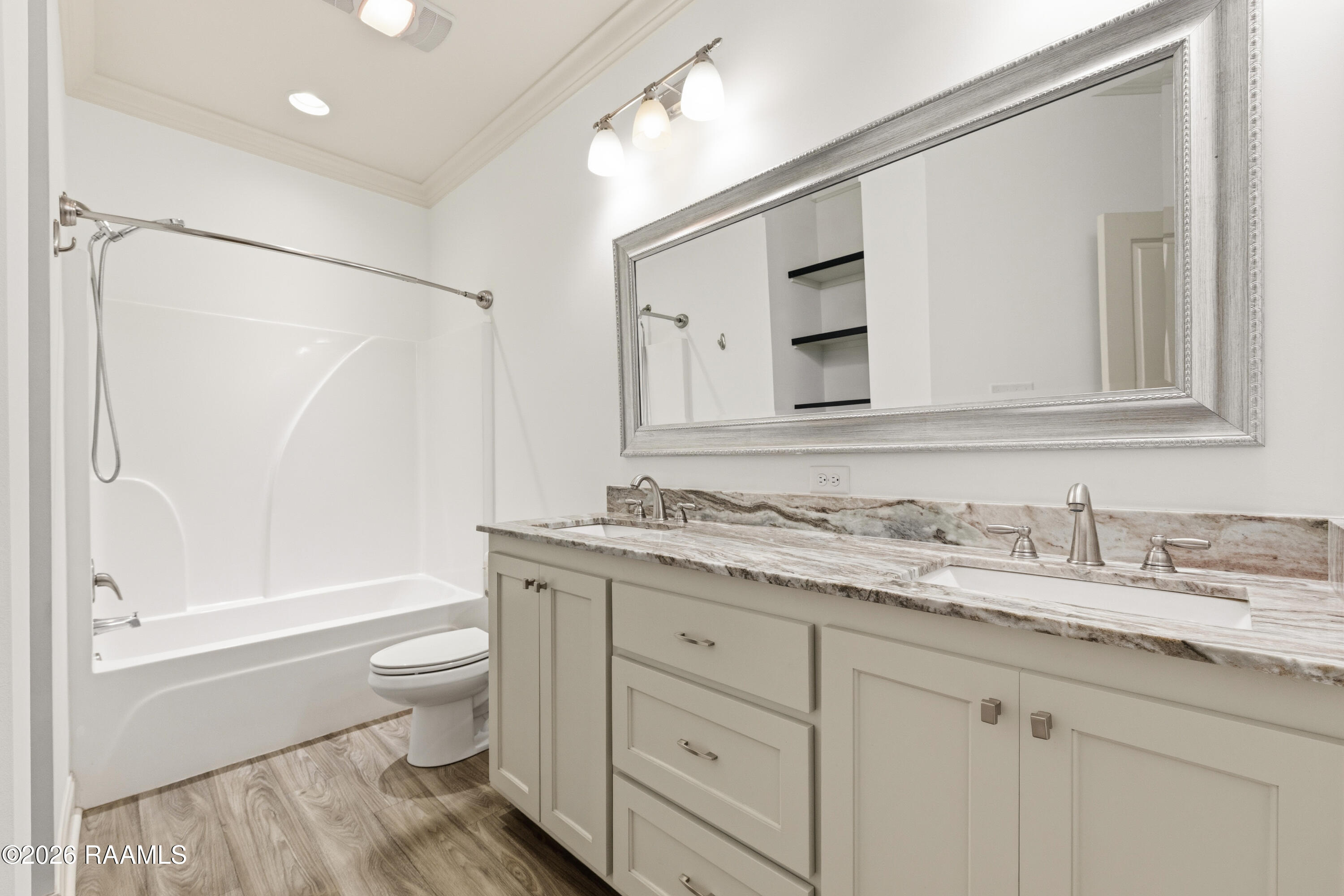 107 Rue Argenteuil Road Lafayette, LA 70506 - Photo 23 of 36 107RueArgenteuil-56