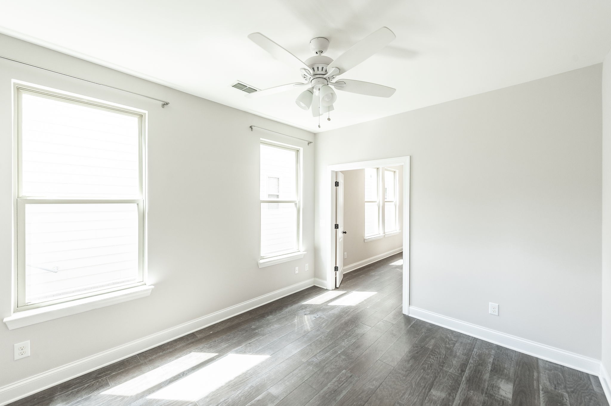 152 Ashcrest Point Hendersonville, TN 37075 - Photo 24 of 63 a view of an empty room with a window