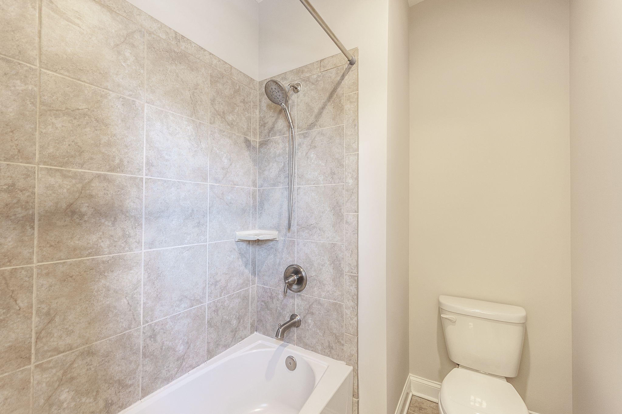 152 Ashcrest Point Hendersonville, TN 37075 - Photo 46 of 63 a bathroom with a toilet and shower