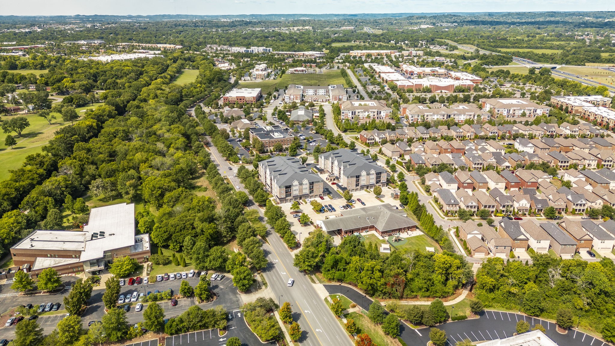 152 Ashcrest Point Hendersonville, TN 37075 - Photo 61 of 63 an aerial view of residential houses with outdoor space
