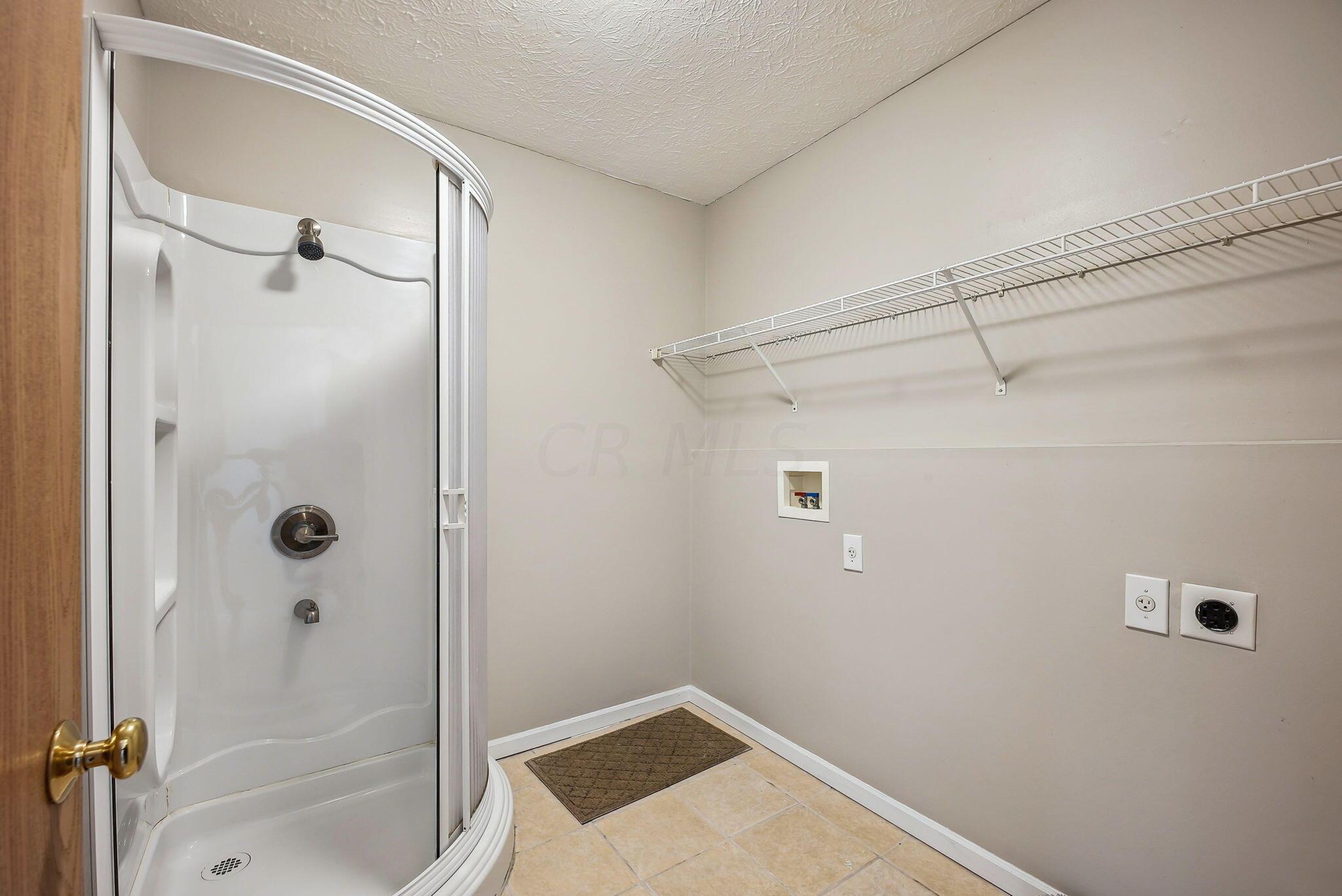 4570 Nickerson Road Columbus, OH 43228 - Photo 17 of 38 15-web-or-mls-4570-nickerson-rd
