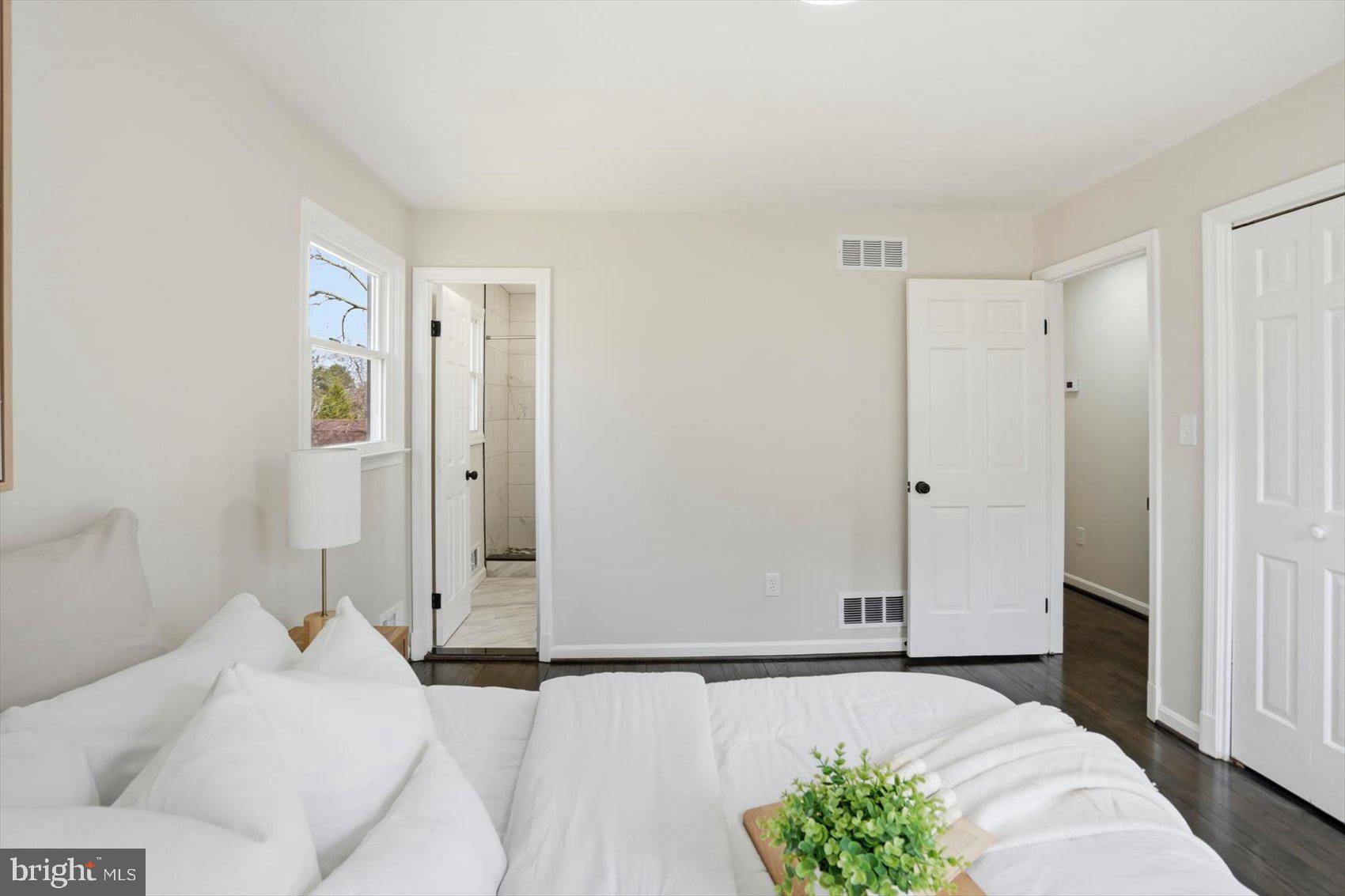 7918 Elizabeth Road Pasadena, MD 21122 - Photo 18 of 41