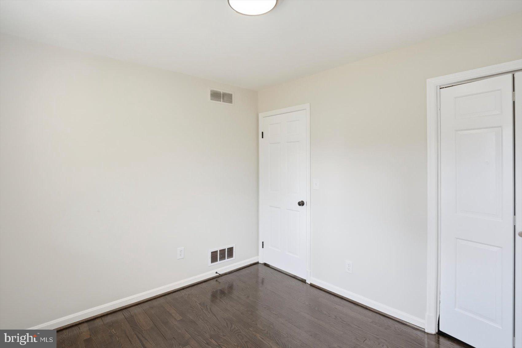 7918 Elizabeth Road Pasadena, MD 21122 - Photo 24 of 41