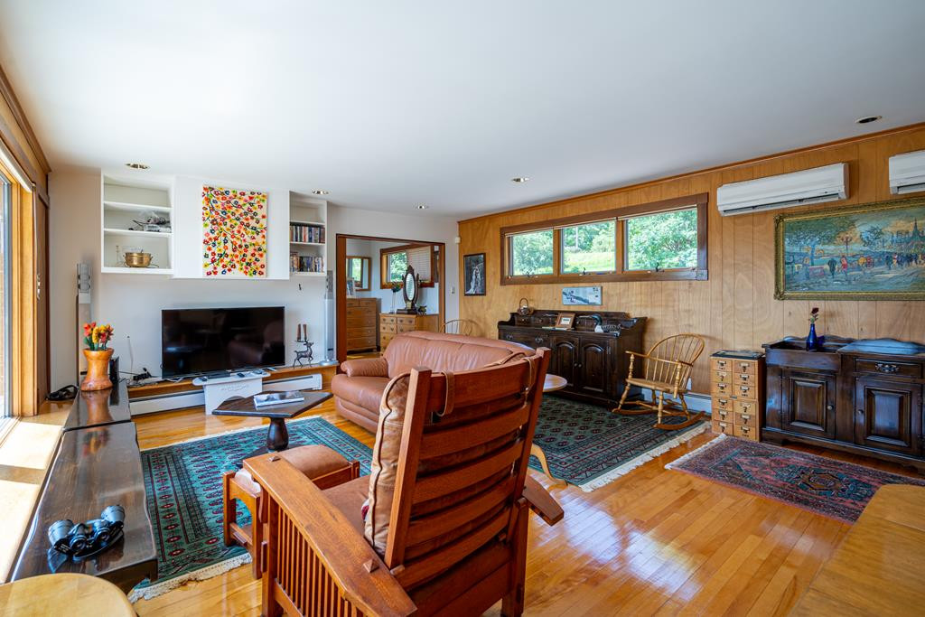 243 Trudeau Road Saranac Lake, NY 12983 - Photo 9 of 27 Gallery Image 9