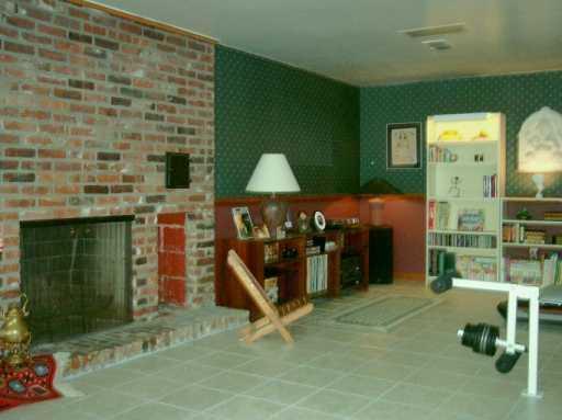 1869 Swallow Hill Road Carnegie, PA 15106 - Photo 7 of 8 Other.