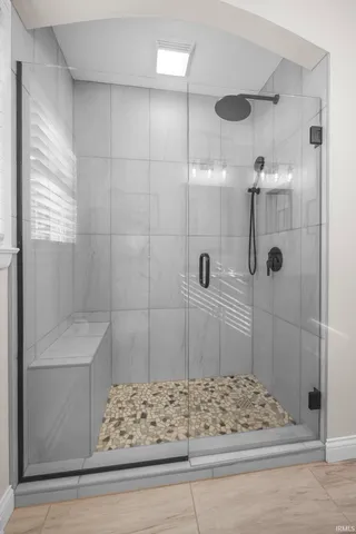 $272,500 | 736 East Schnellville Road, Jasper, IN 47546