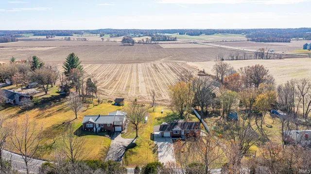 $272,500 | 736 East Schnellville Road, Jasper, IN 47546