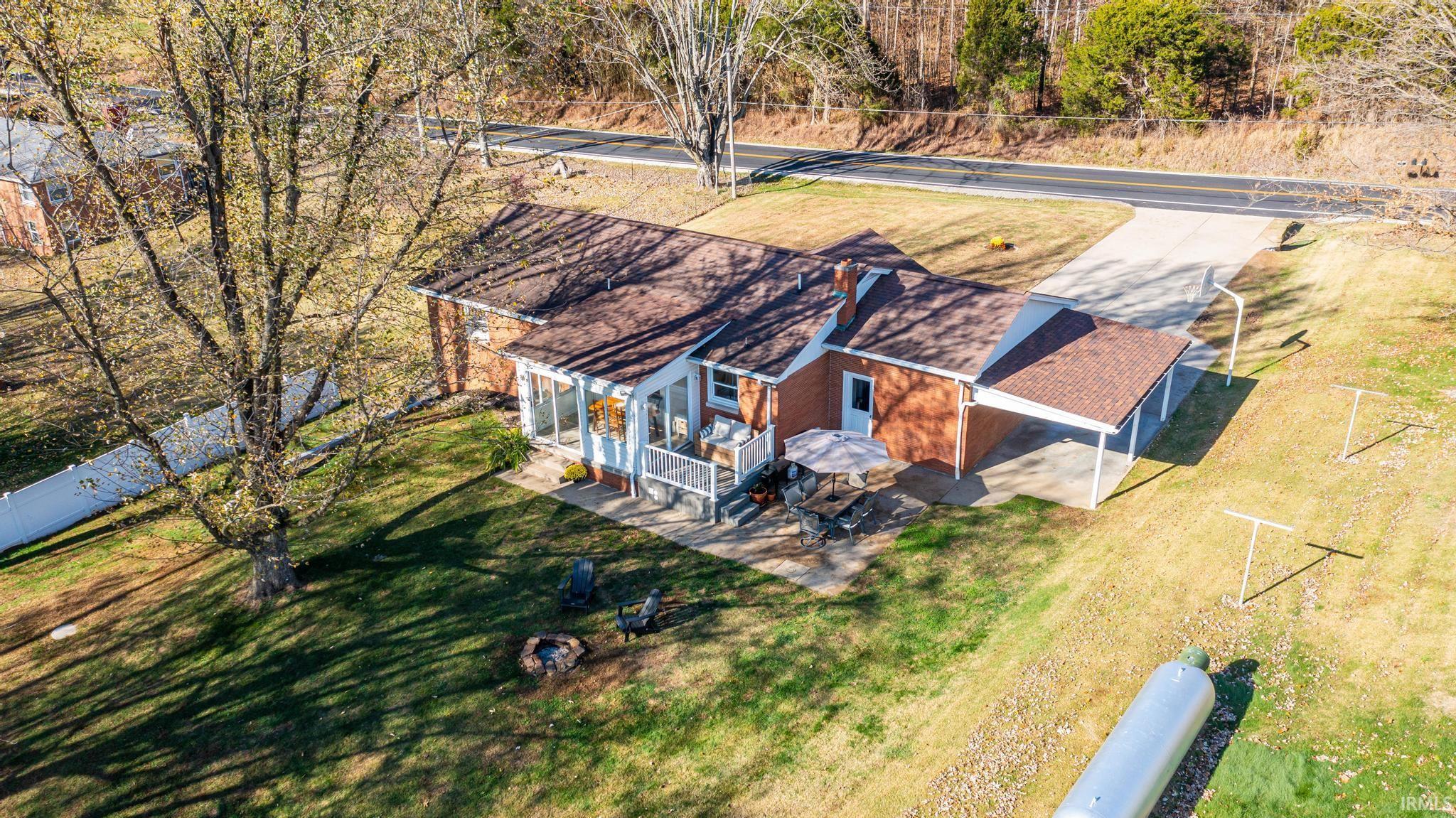 736 East Schnellville Road Jasper, IN 47546 - Photo 32 of 36 Gallery Image 32