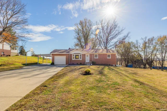 $272,500 | 736 East Schnellville Road, Jasper, IN 47546