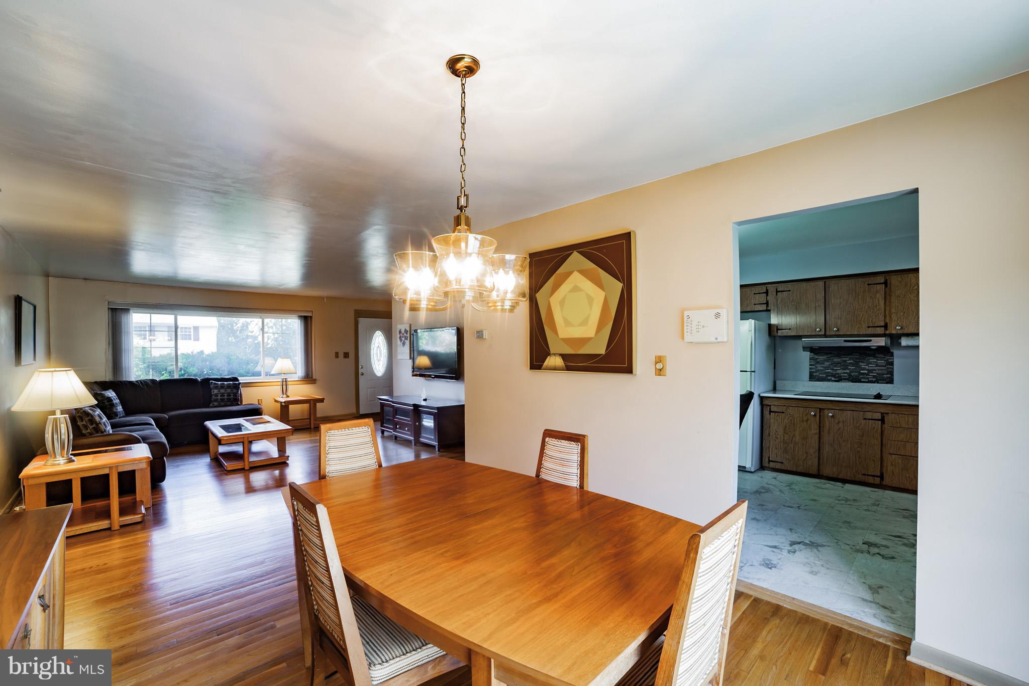 8622 Pilsen Road Randallstown, MD 21133 - Photo 8 of 30 Dining Room