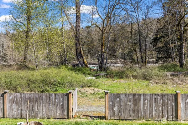 $599,950 | 1408 Daffodil Avenue Northeast, Orting, WA 98360