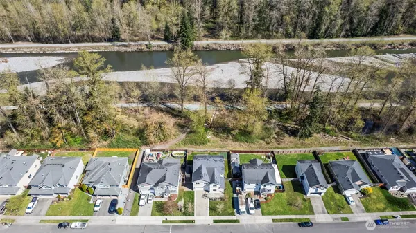 $599,950 | 1408 Daffodil Avenue Northeast, Orting, WA 98360