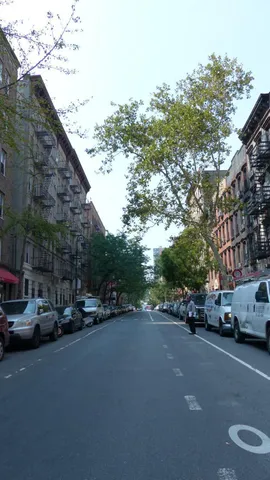 $4,500 | 419 West 44th Street, Unit 1W | Hell's Kitchen