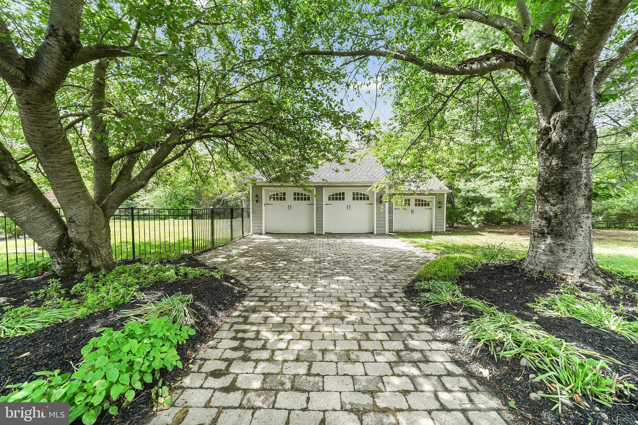 124 Round Hill Road Kennett Square, PA 19348 - Photo 51 of 55 Detached garages & gardening shed