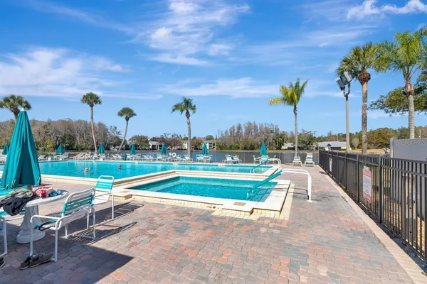 $210,000 | 3113 Lake Pine Way, Unit C, Tarpon Springs, FL 34688