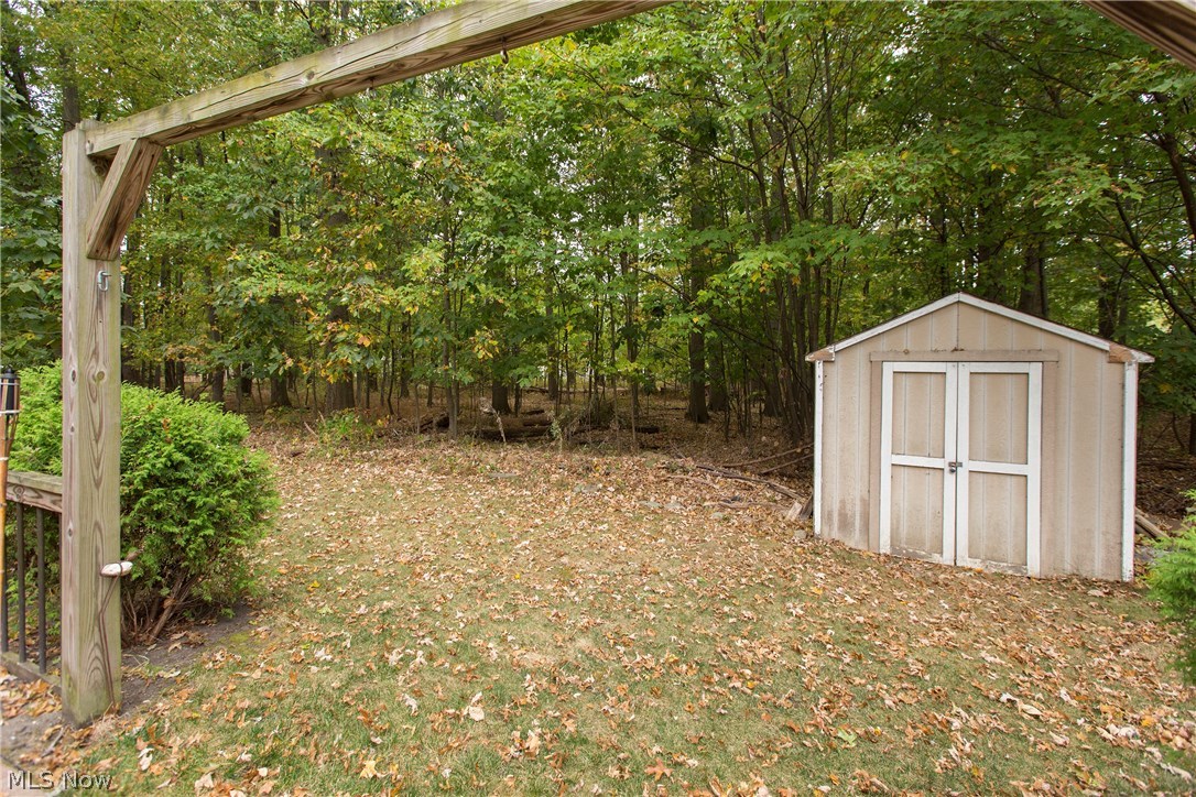 5244 Main Avenue North Ridgeville, OH 44039 - Photo 28 of 32