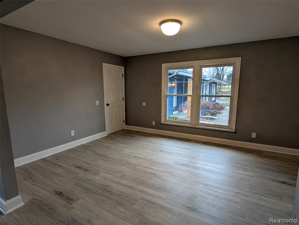6353 Perry Road Grand Blanc, MI 48439 - Photo 20 of 61