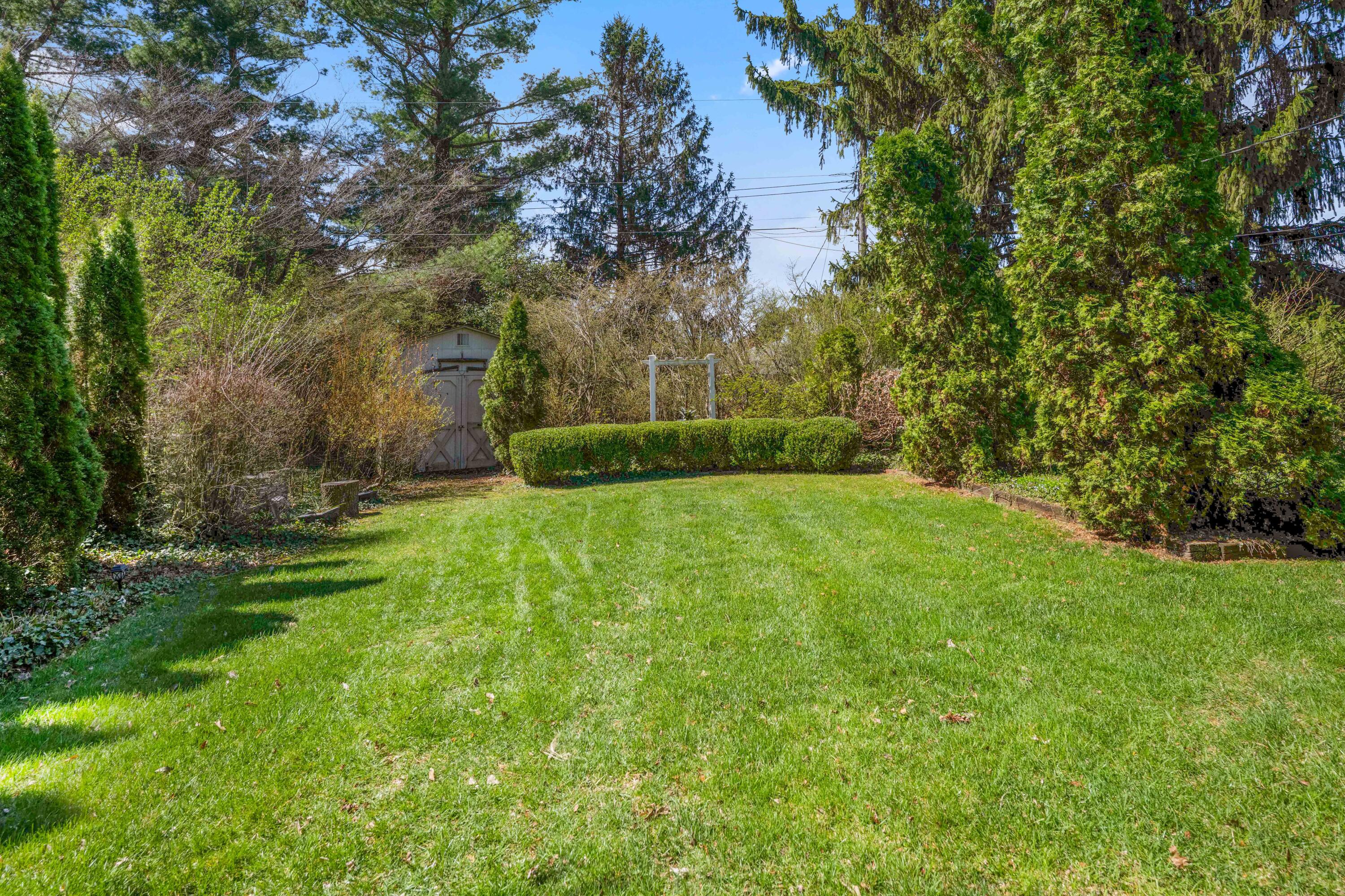 3195 Roxburg Drive Lexington, KY 40503 - Photo 3 of 53 JSB_1957