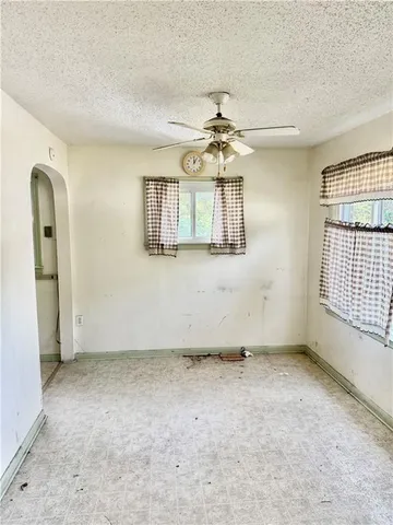 $299,782 | 16539 East Courtney Atherton Road, Independence, MO 64058