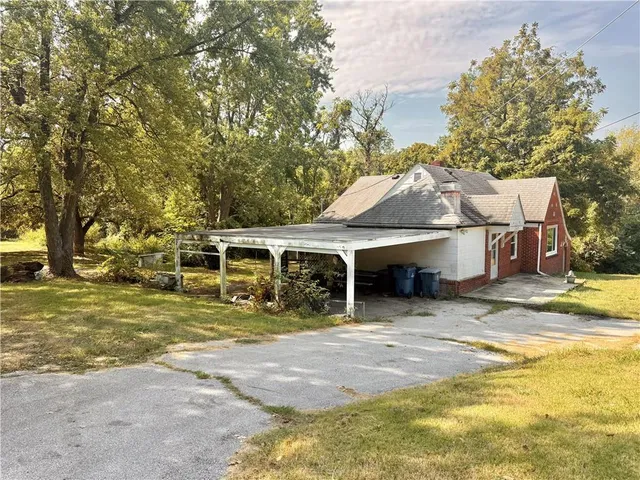 $299,782 | 16539 East Courtney Atherton Road, Independence, MO 64058